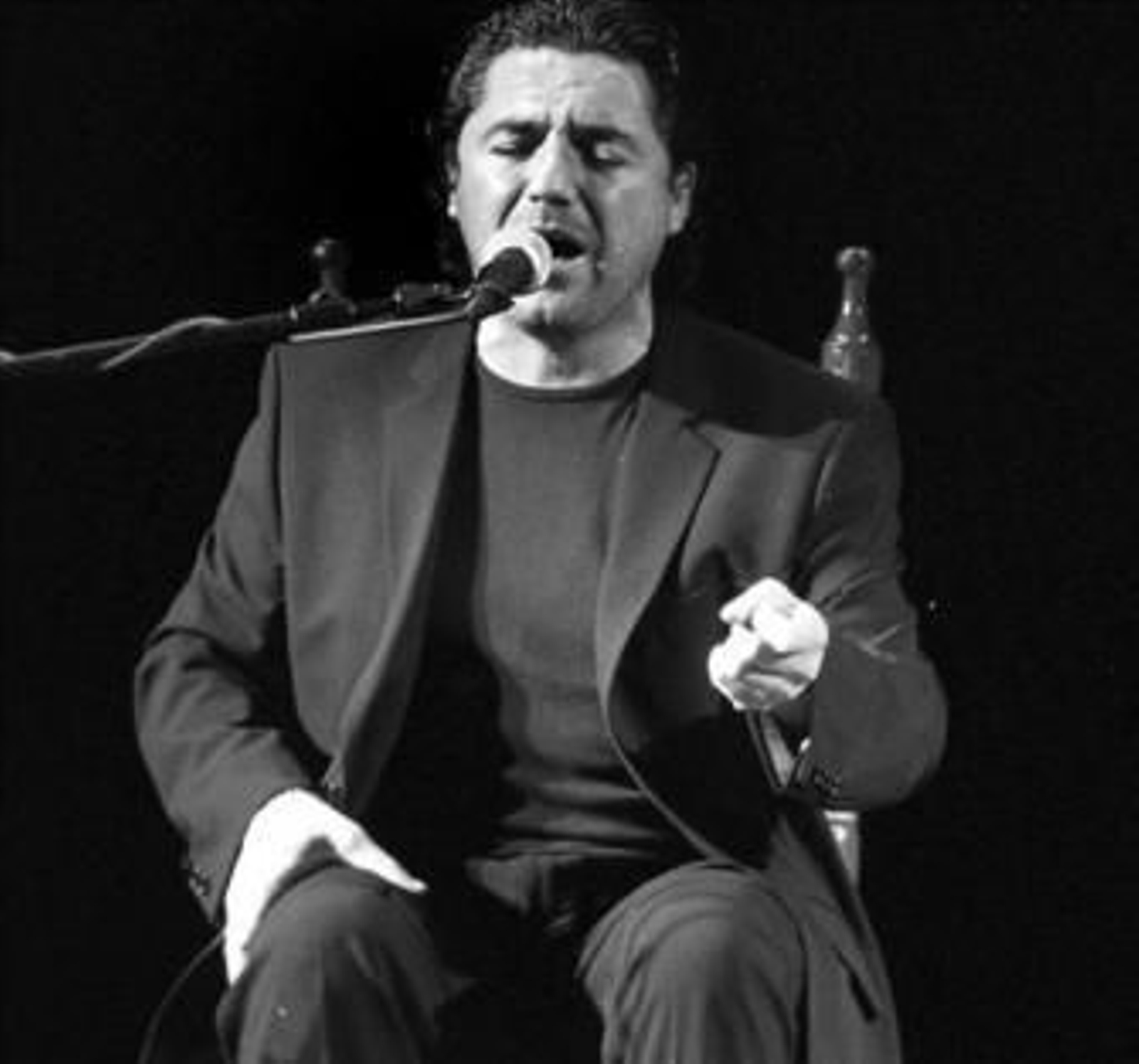 El sevillano Segundo Falcón, durante una actuación.