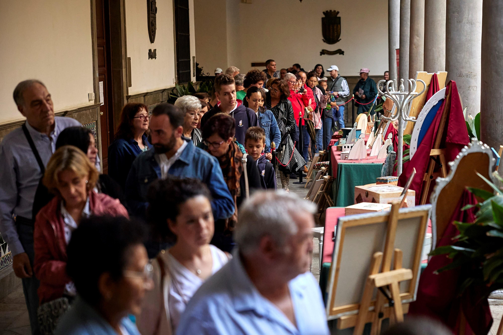 Todas las imágenes de la Tarasca, que no ha podido salir por la lluvia, y el modelo diseñado por María Francés