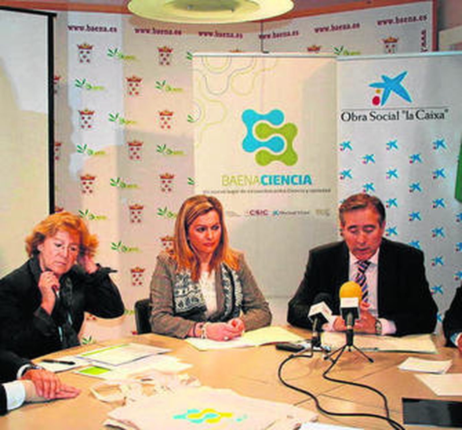 Presentación del programa en el Ayuntamiento de Baena.