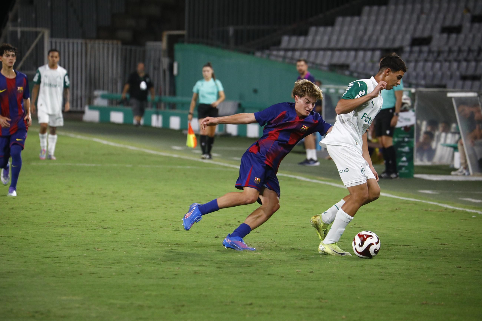 Las mejores fotos del Palmeiras - Barcelona del Mundial de Clubes juvenil en El Arcángel