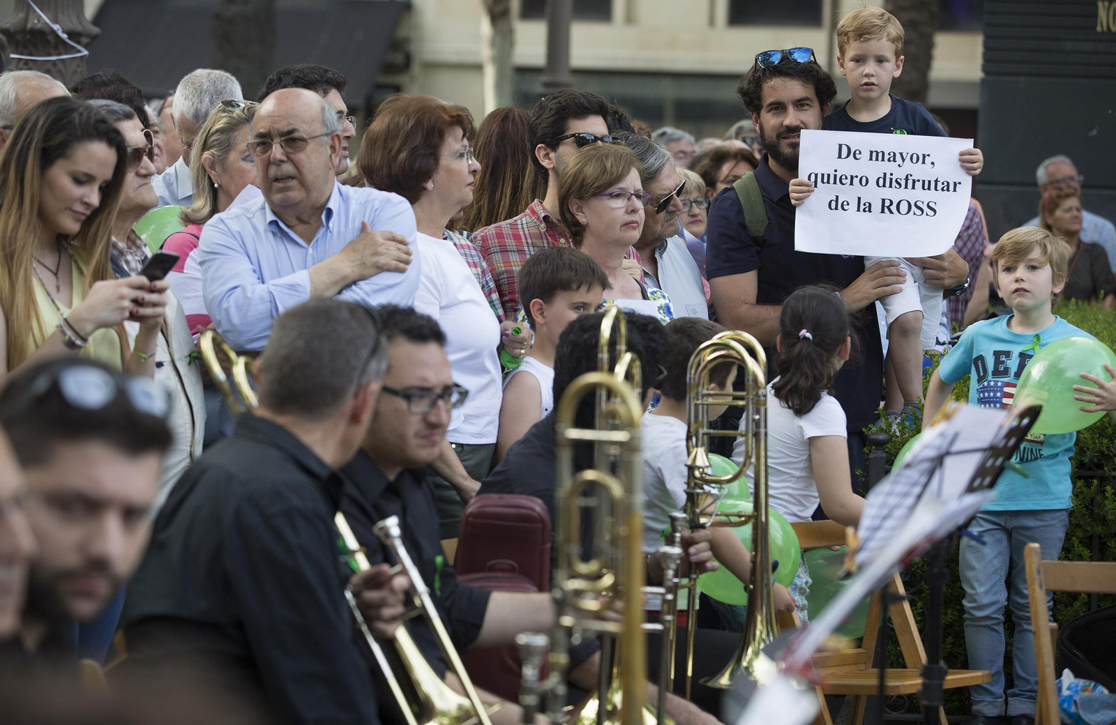 Concierto de sensibilización que la ROSS dio en 2016 en la Plaza Nueva.