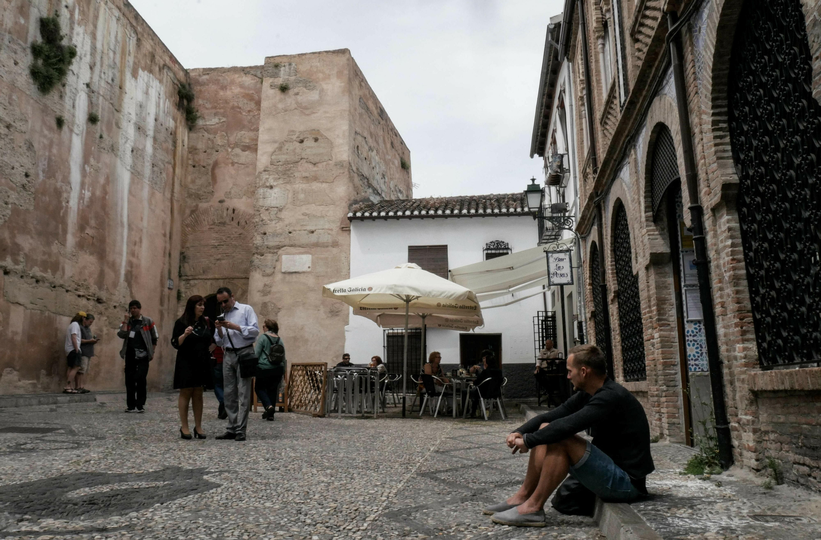 El Arco de las Pesas, focos de polémica por las pintadas