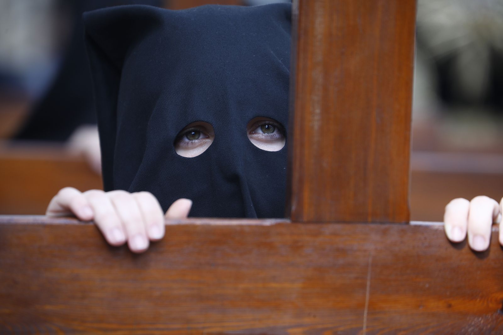 Jueves Santo en Córdoba: La procesión del Nazareno, en imágenes