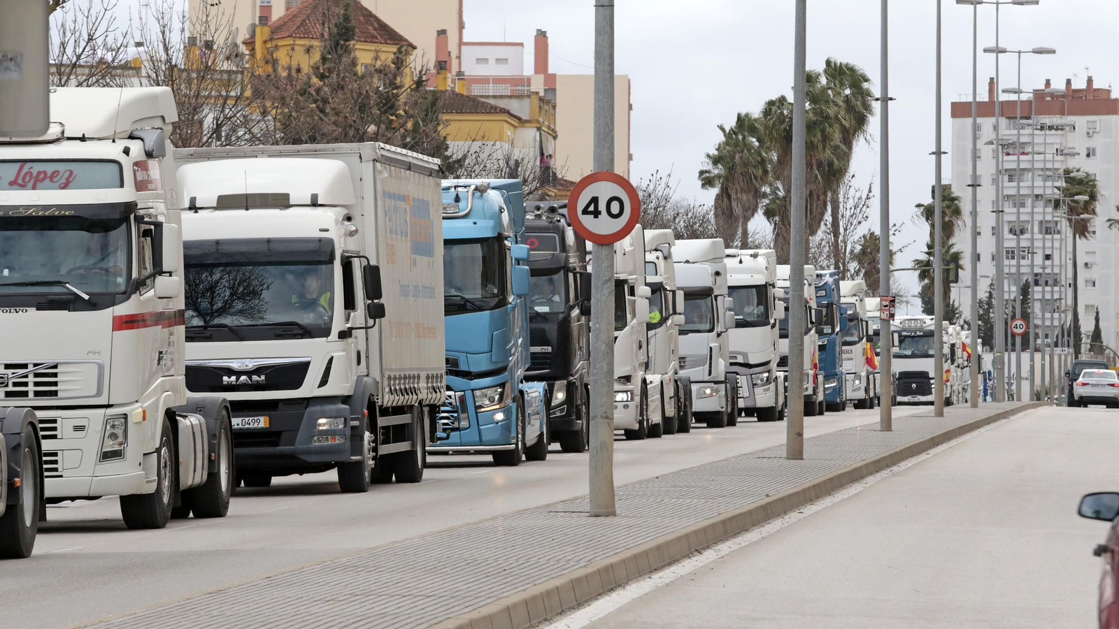 Caravana de transportistas por Jerez
