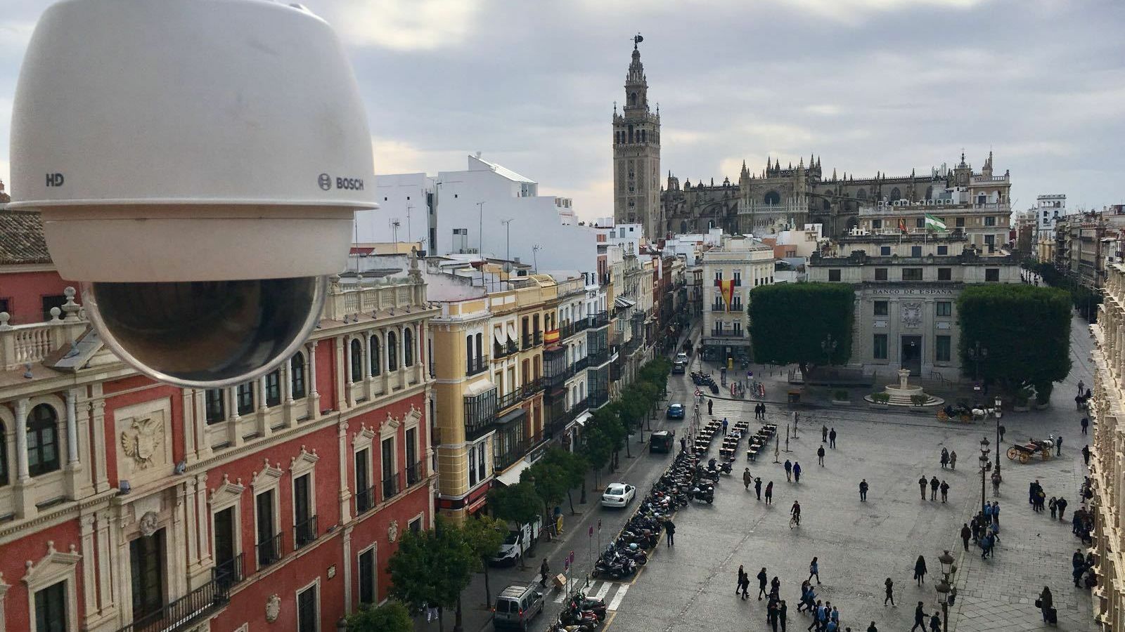 Cámara instalada en la Plaza de San Francisco.