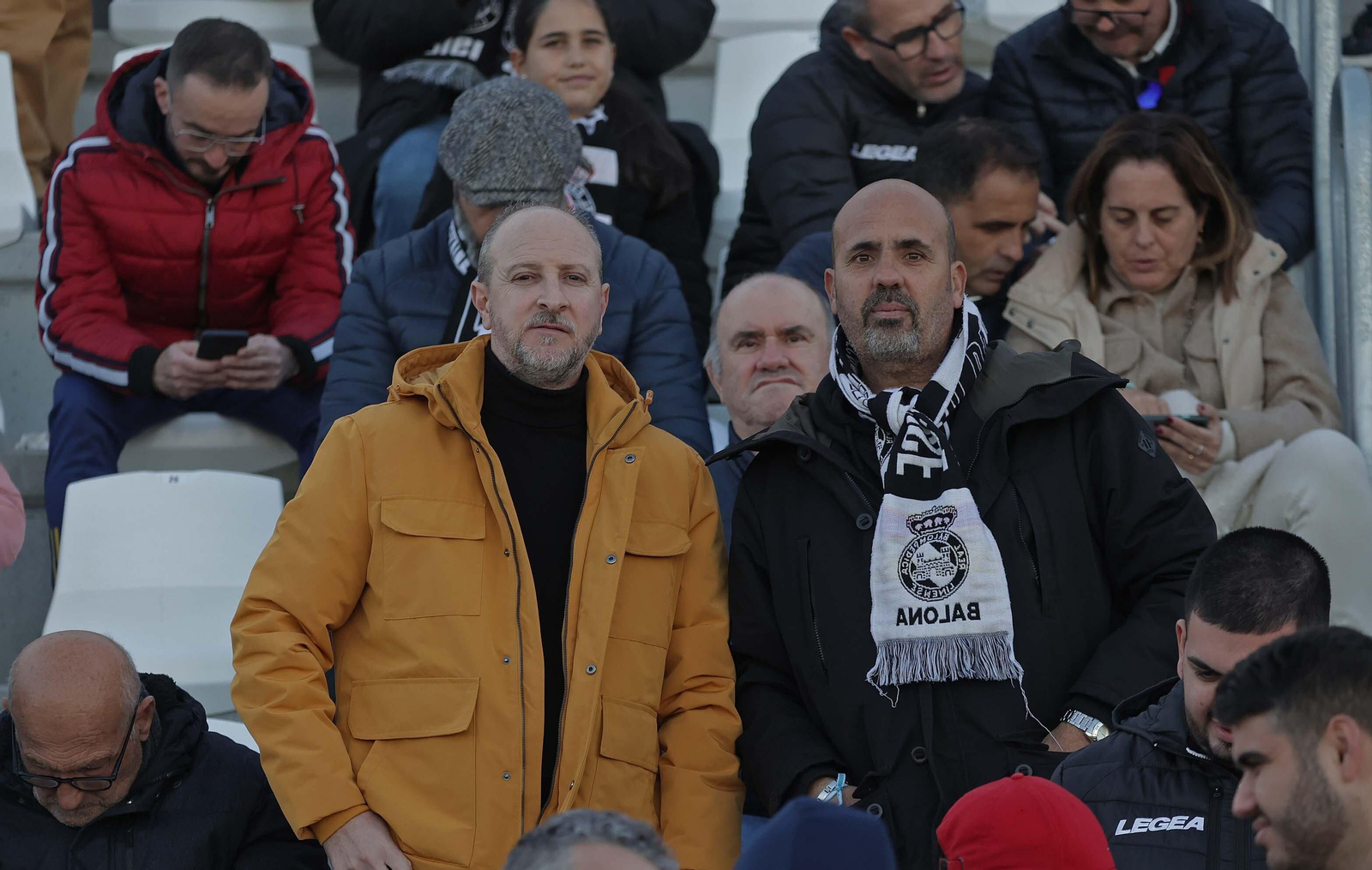 Búscate durante el Balona - Antoniano en el Ciudad de La Línea