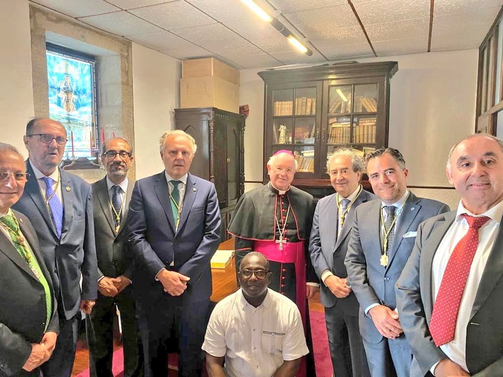 La Junta de Gobierno ha estado presente en la coronación de esta imagen de la localidad de Cee