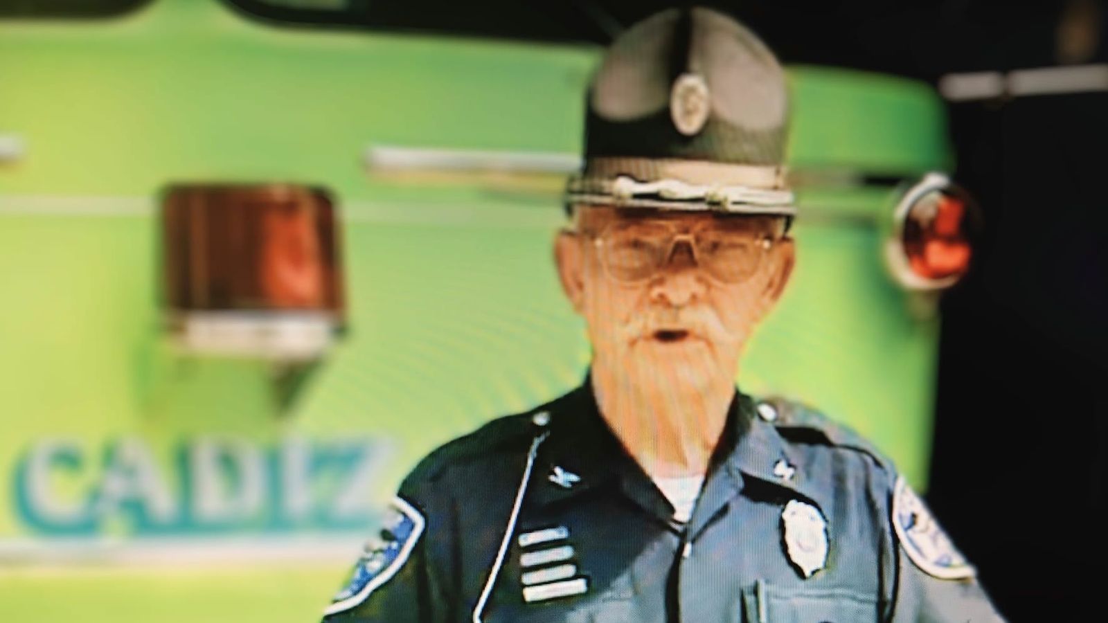 El que fue sheriff del Cadiz de Indiana, en una escena del documental de la Diputación de Cádiz