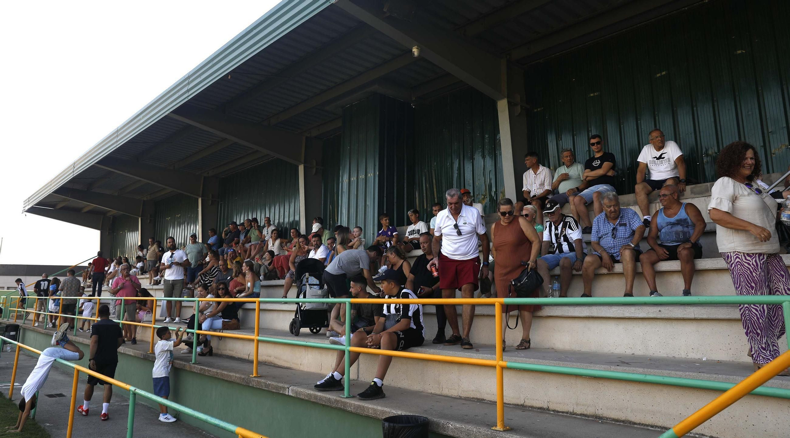 Las fotos del UD Los Barrios - Balona de pretemporada