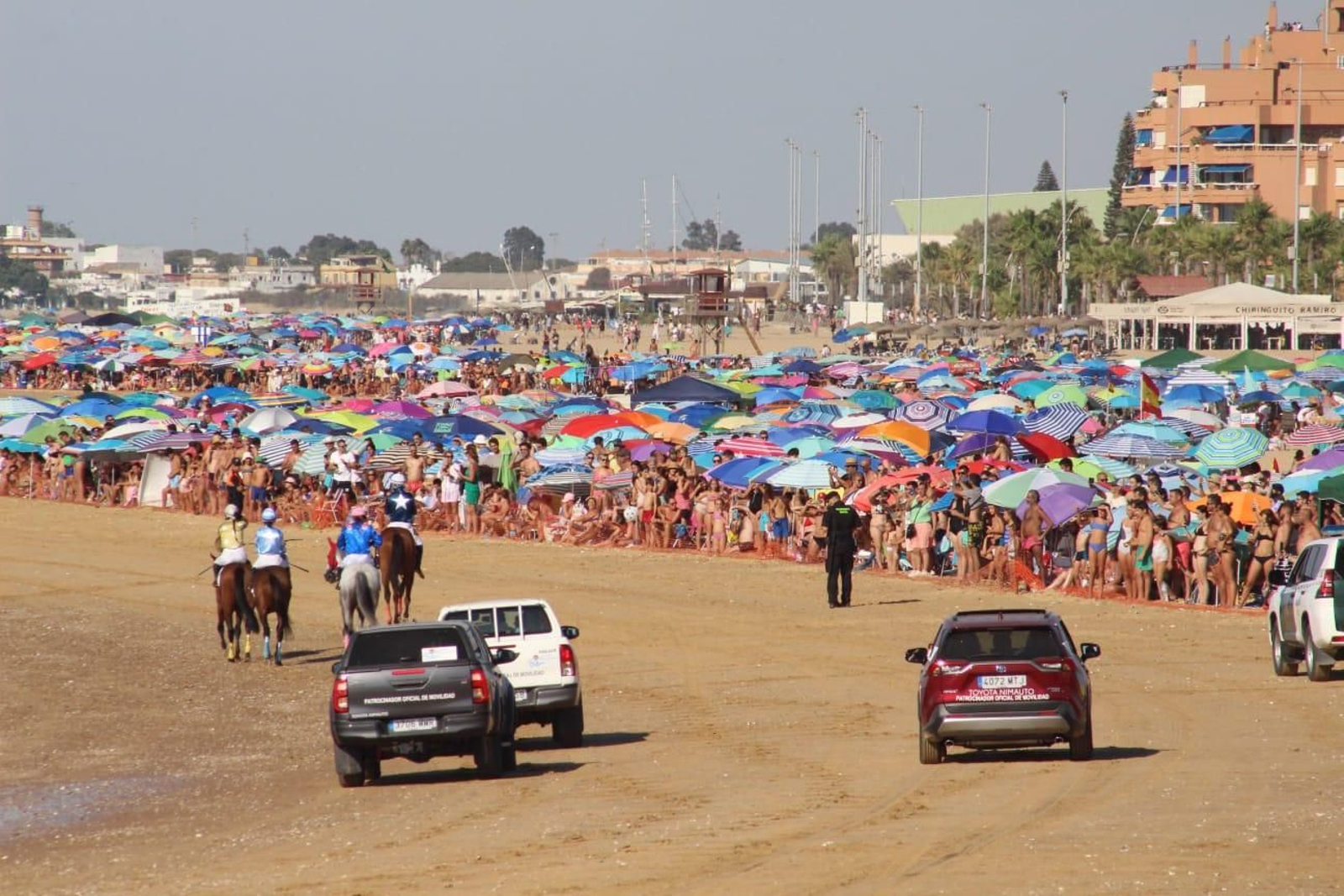 Imágenes del tercer día de las Carreras de Caballos de Sanlúcar.
