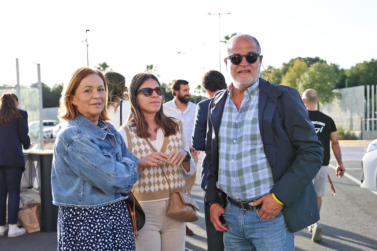 Movitransa presenta los nuevos modelos de BMW IX2 y el X2 en el complejo deportivo Lamiya