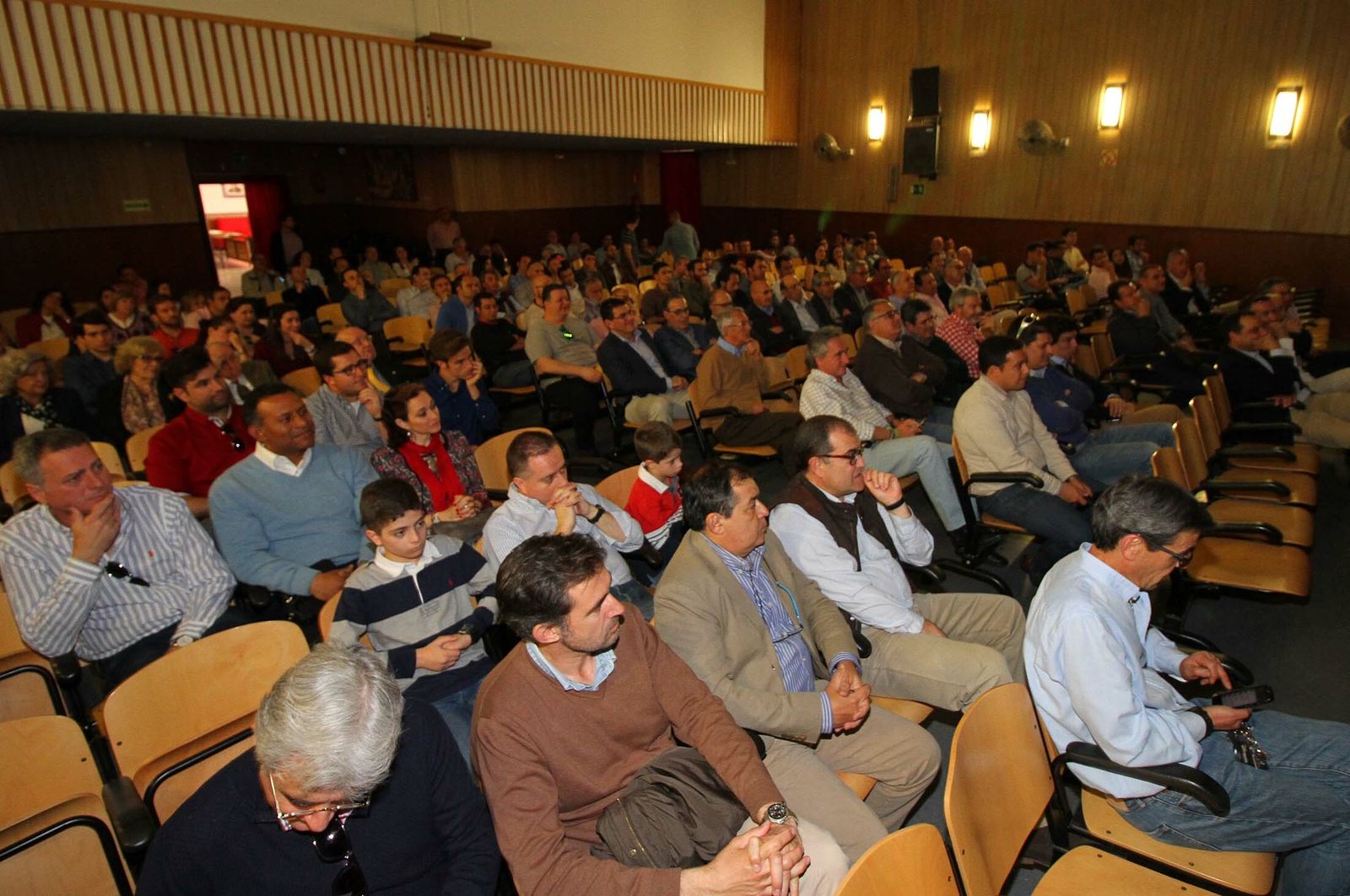 Jornada a Asociación de Antiguos Alumnos del Colegio Maristas  Huelva  (Ademar) participan en una jornada de encuentro con motivo del Día del Antiguo Hermano Marista .
