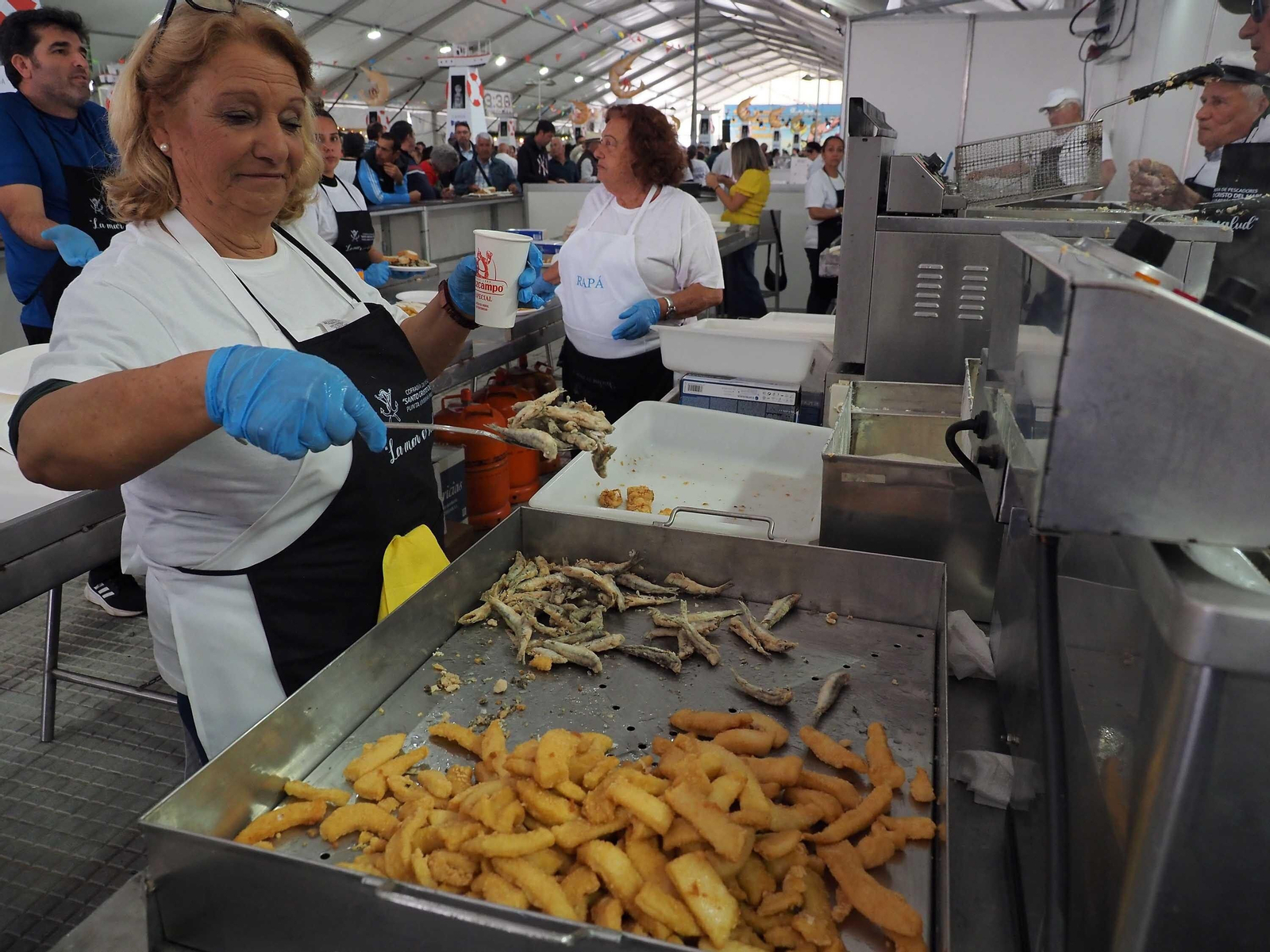 Las mejores fotografías del primer día de la Feria de la Gamba de Punta Umbría