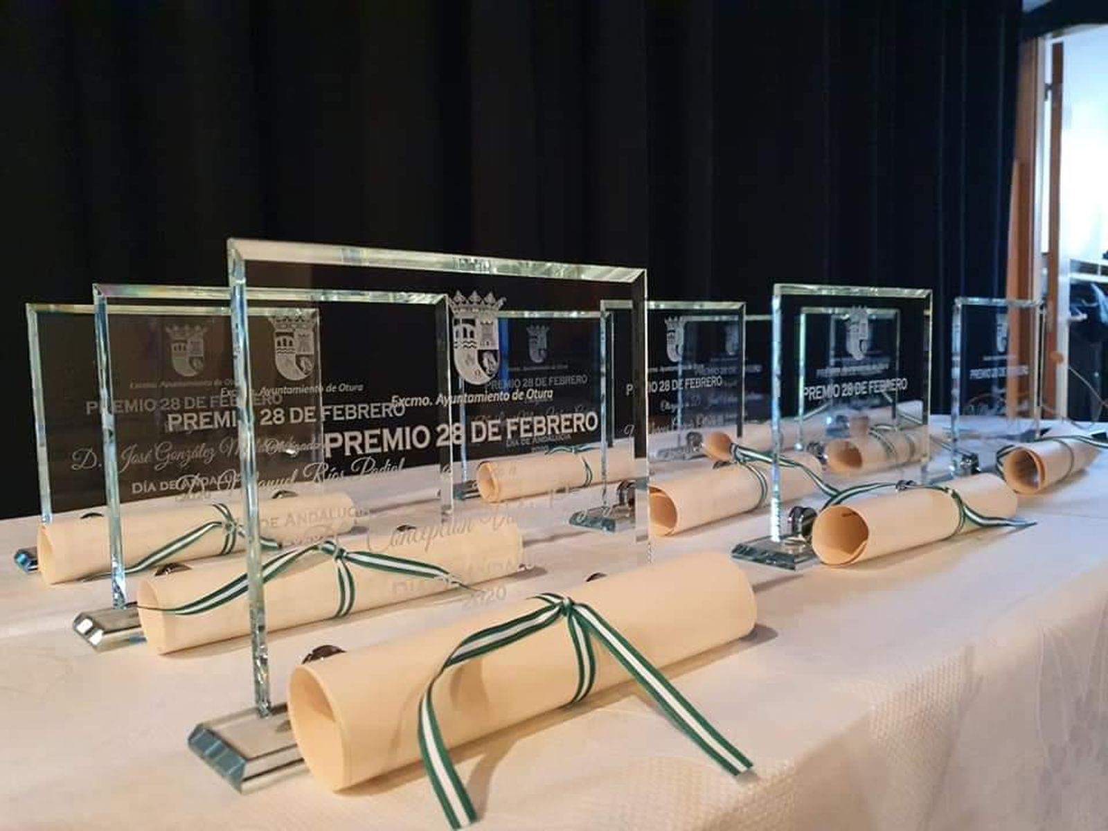 Otura reconocerá la labor de una docena de vecinos y colectivos con sus Premios '28 de Febrero'