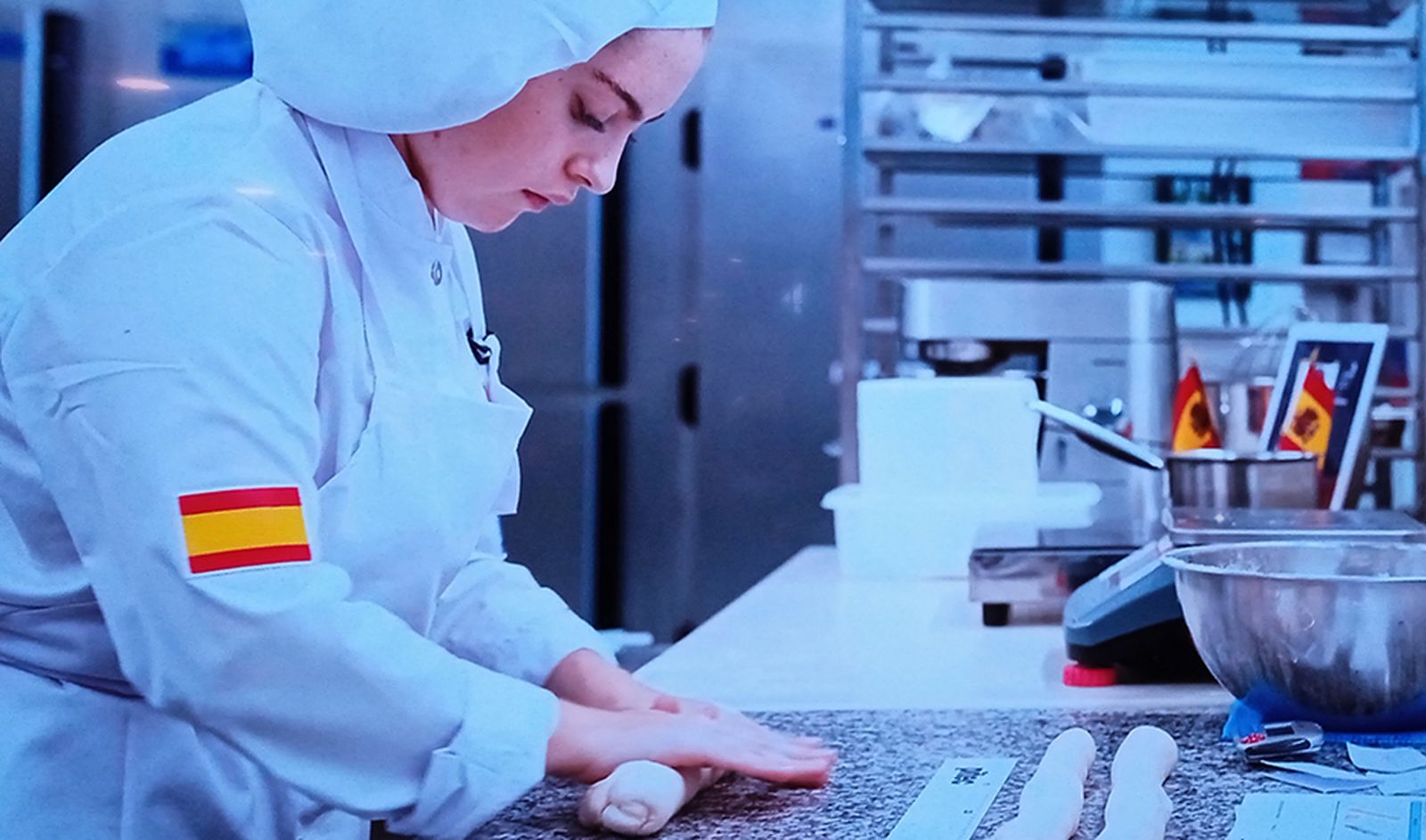 Mónica Rufián, del centro integrado Hurtado de Mendoza (Granada), compite en la modalidad de Panadería.