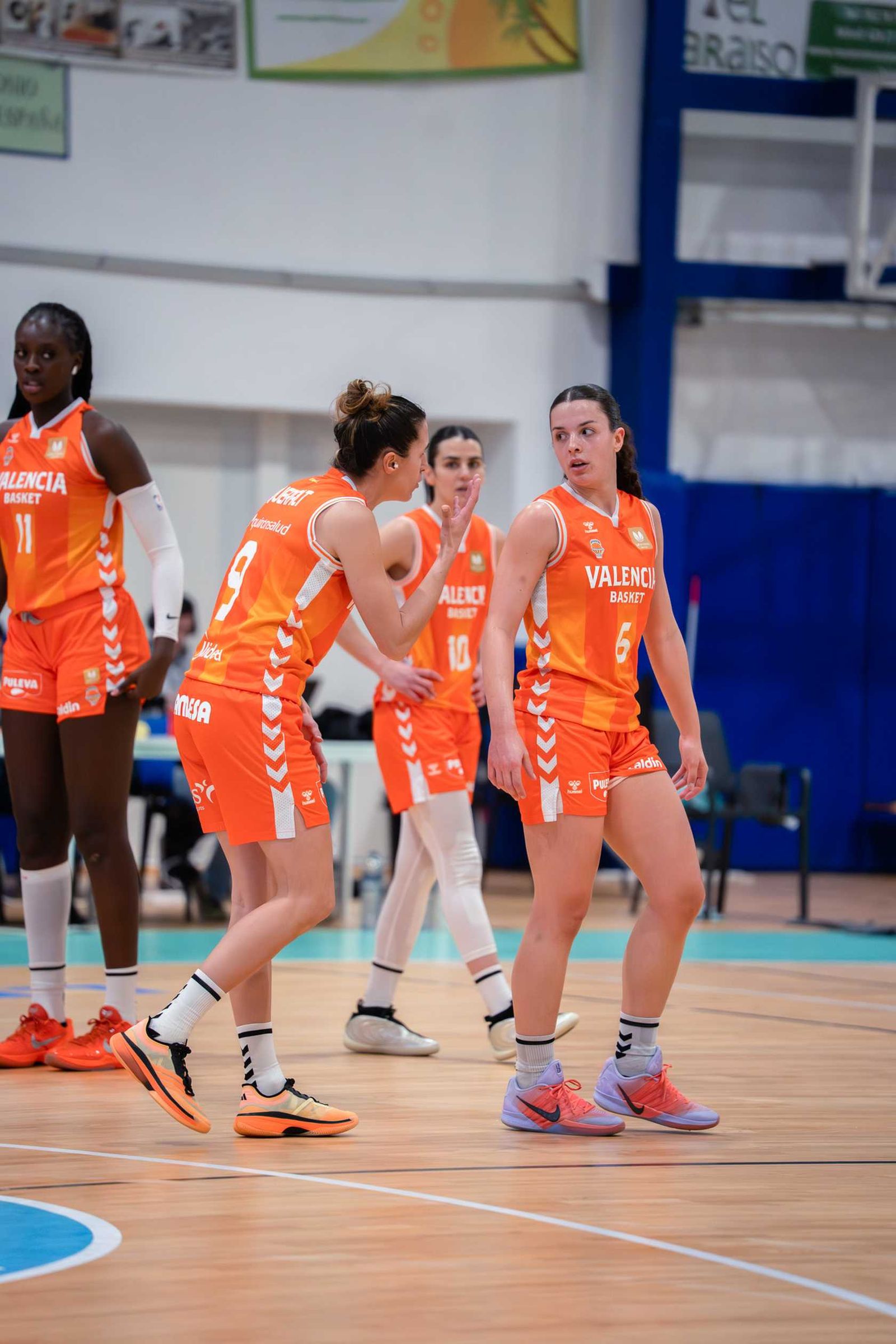 Apoteosis en Estepona; cae el campeón Valencia (67-66)