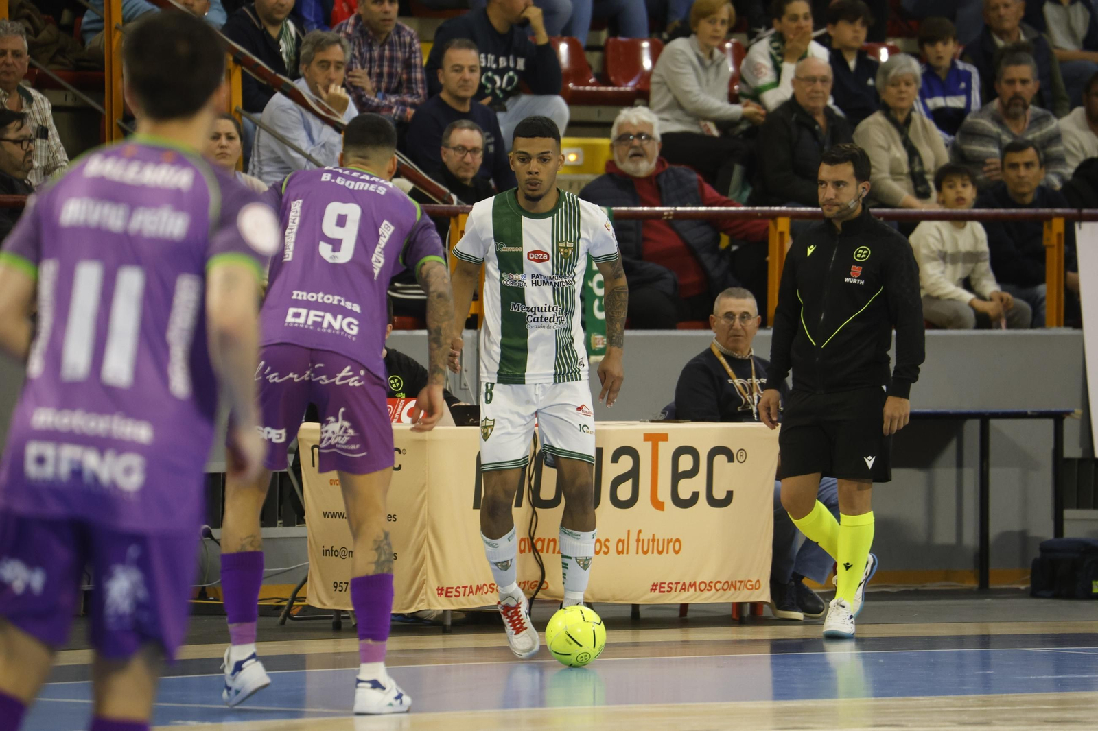 Las mejores fotos del ambiente en Vista Alegre para el Córdoba Futsal - Palma.