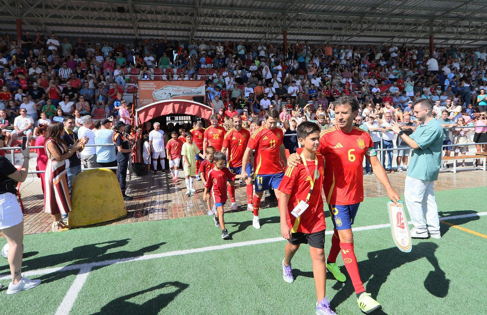 Alcalá la Real rinde homenaje a la memoria de Manolín, en imágenes