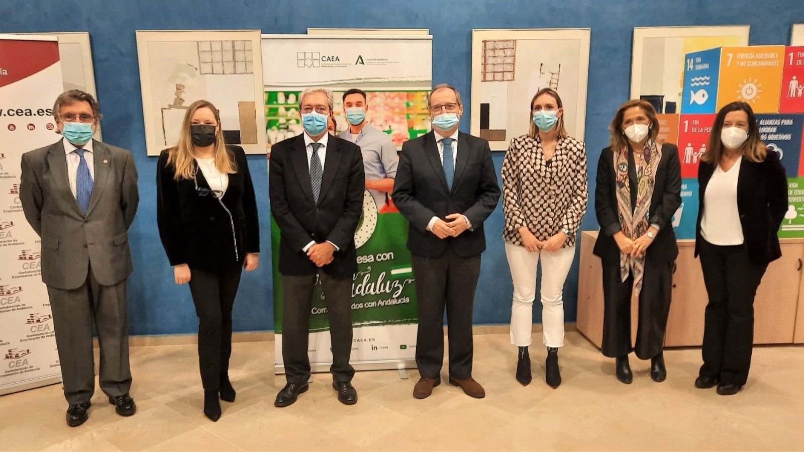 Los supermercados de CAEA impulsan  el consumo de productos andaluces