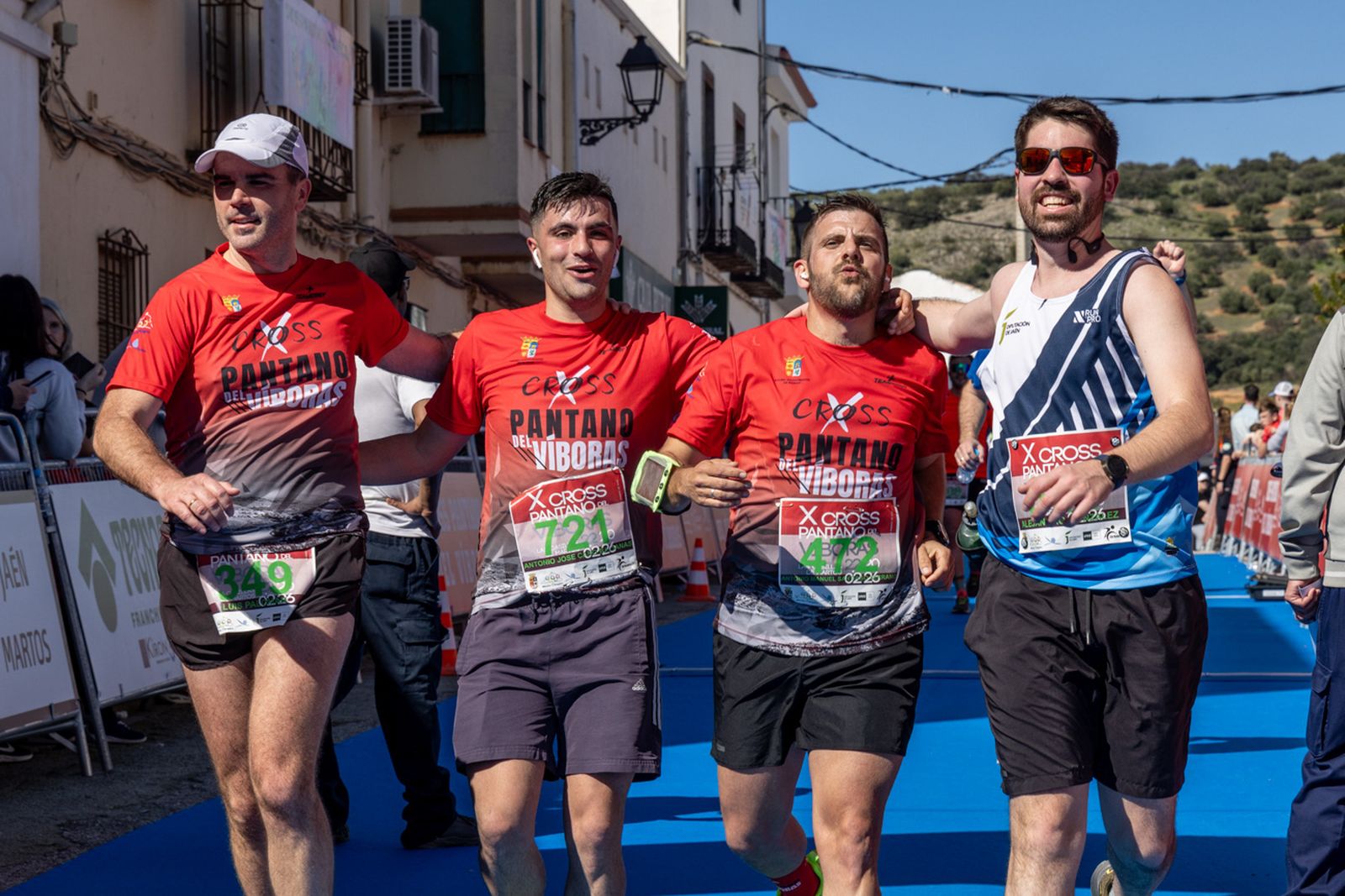 En imágenes: Atletas y aficionados vibran en el X Cross Pantano del Víboras (2)
