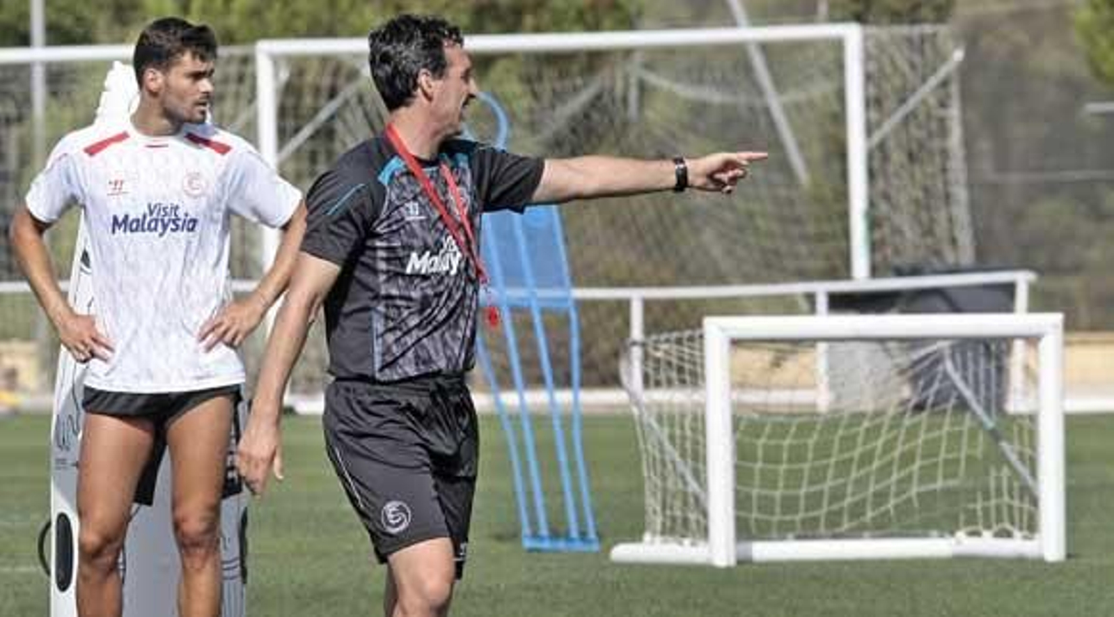 El Sevilla traspasa a Botía al Olimpiakos griego