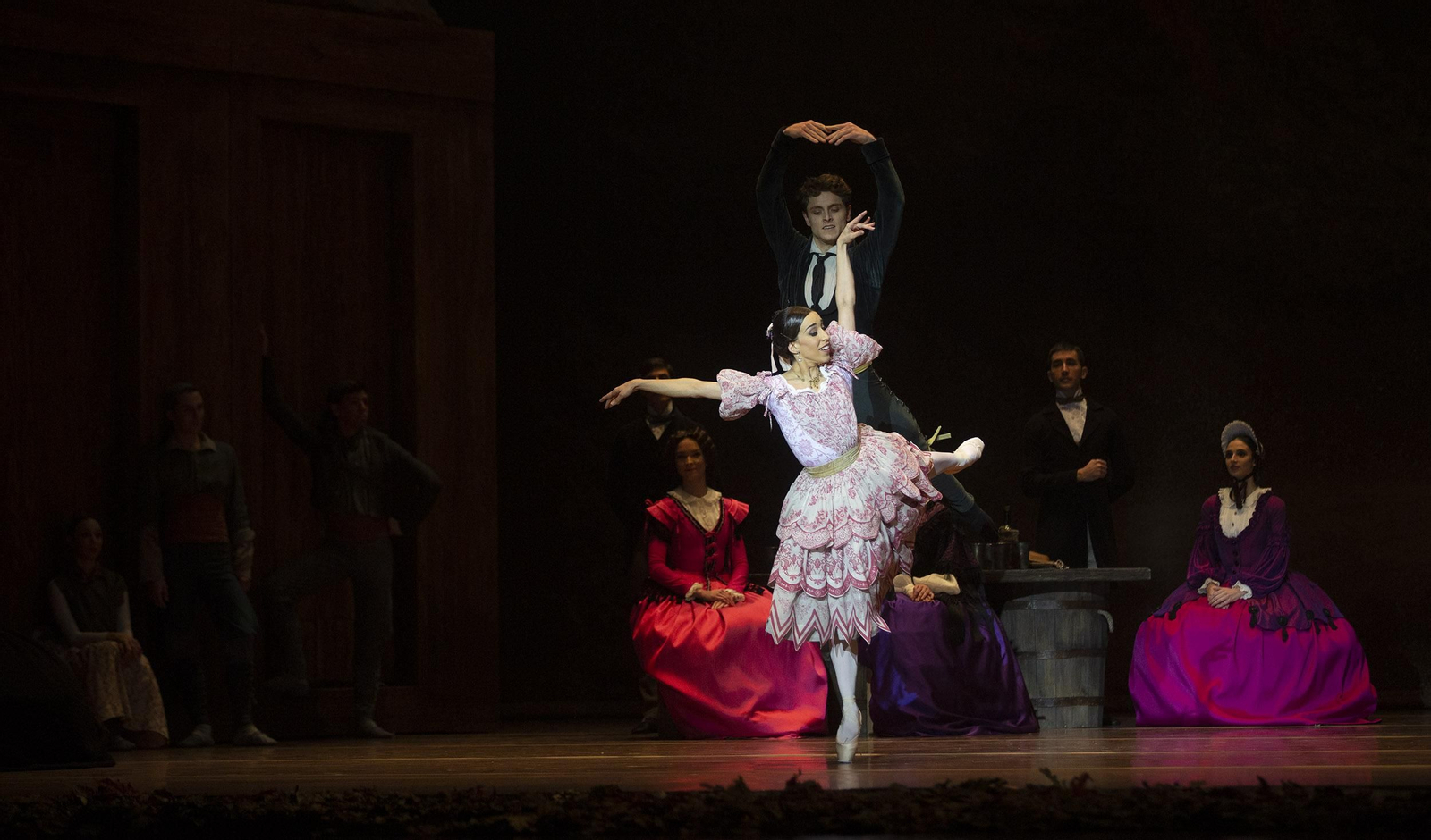 Las imágenes de 'Giselle' en el Teatro de la Maestranza