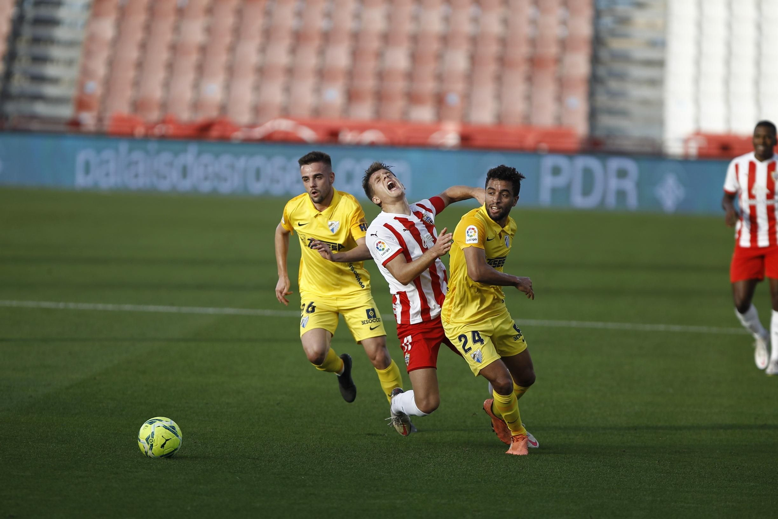 LAs fotos del Almería - Málaga