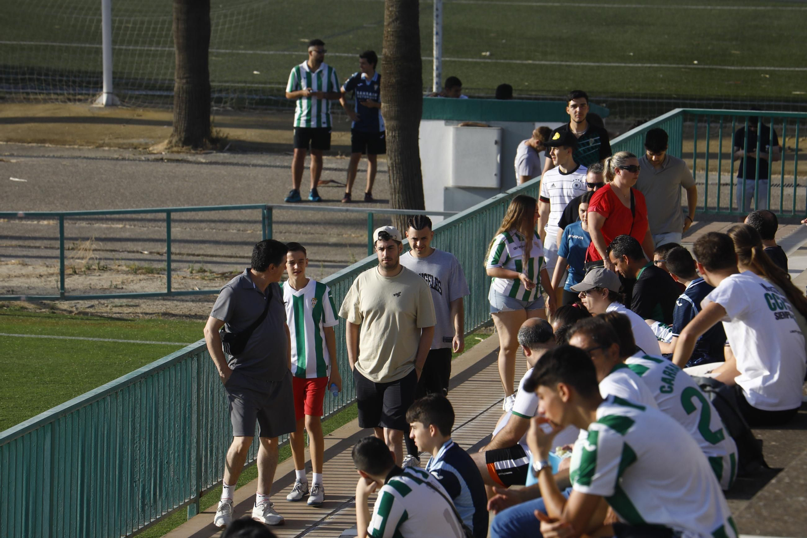 La ilusión puede con el calor en el primer entrenamiento del Córdoba CF