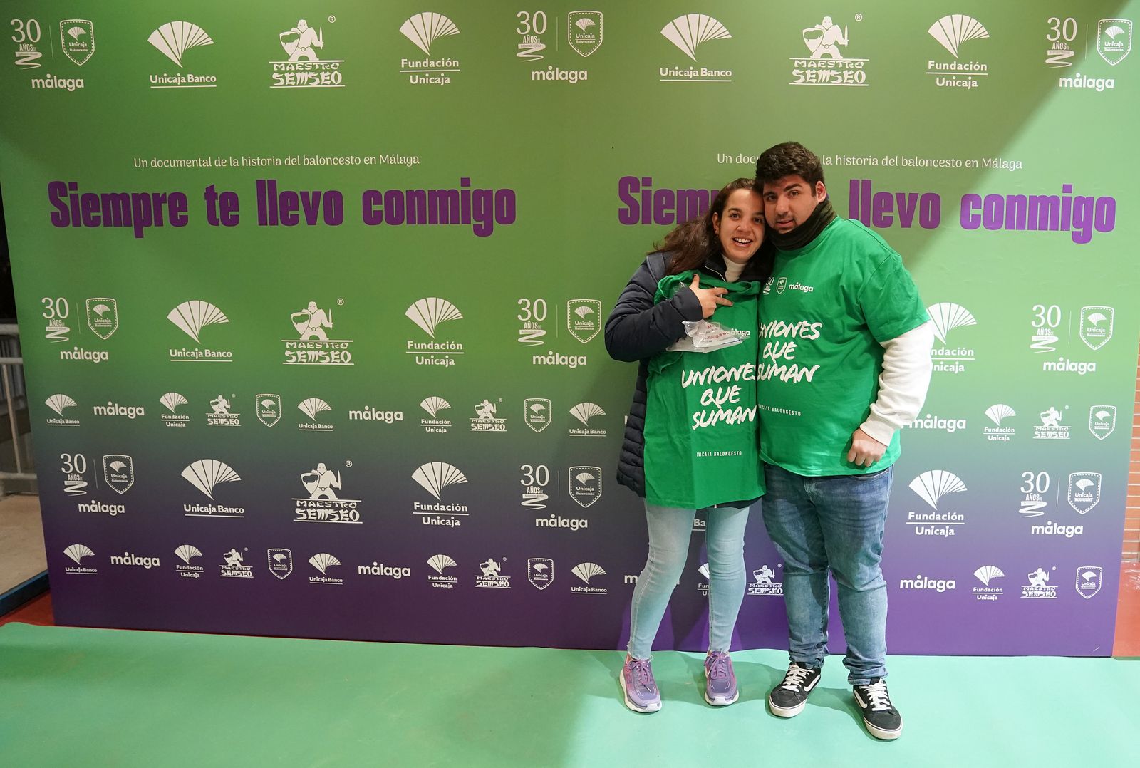 Más de 1.000 personas ven en el Carpena el documental del Unicaja