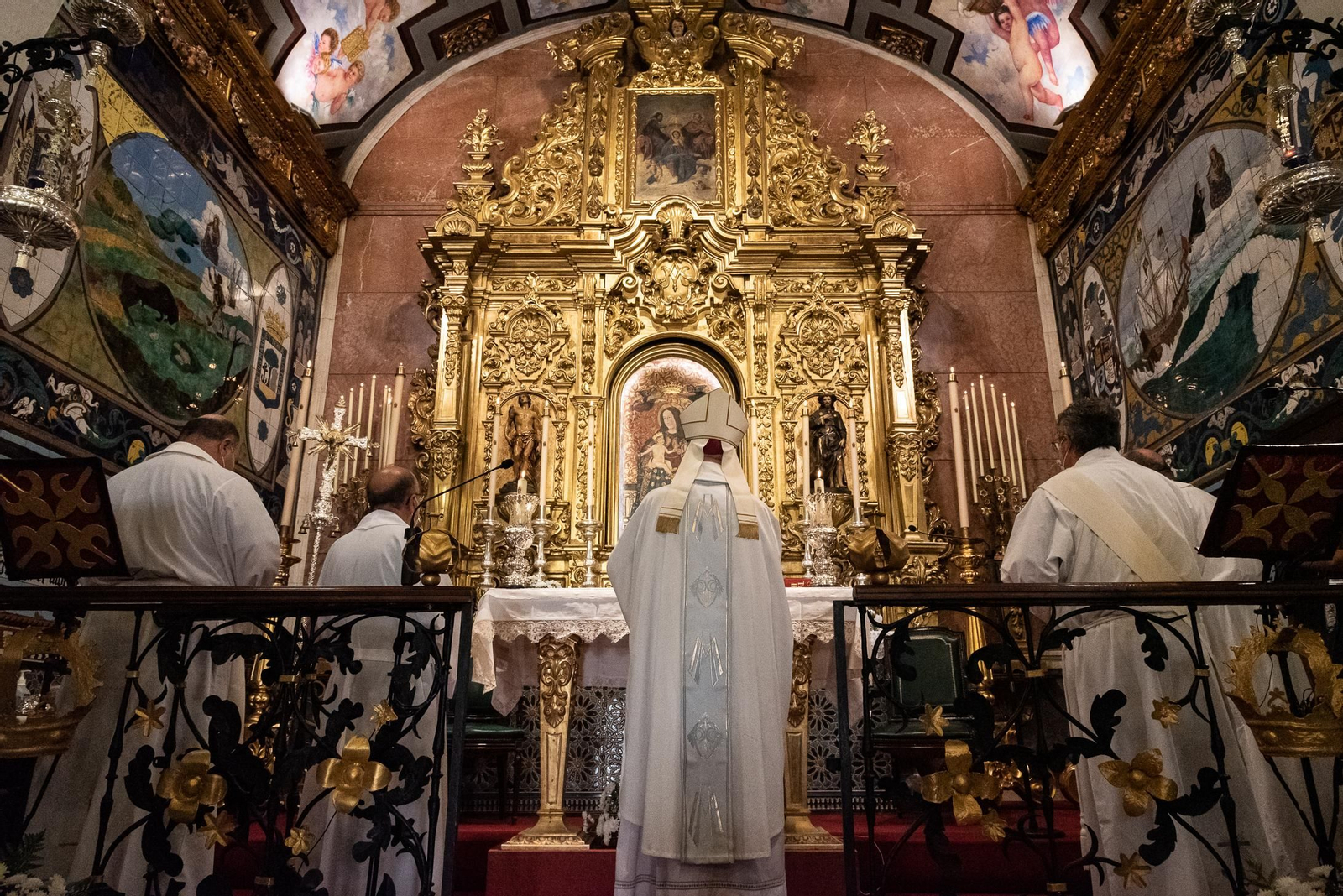 Imágenes de la misa y acto de despedida del obispo de Huelva José Vilaplana