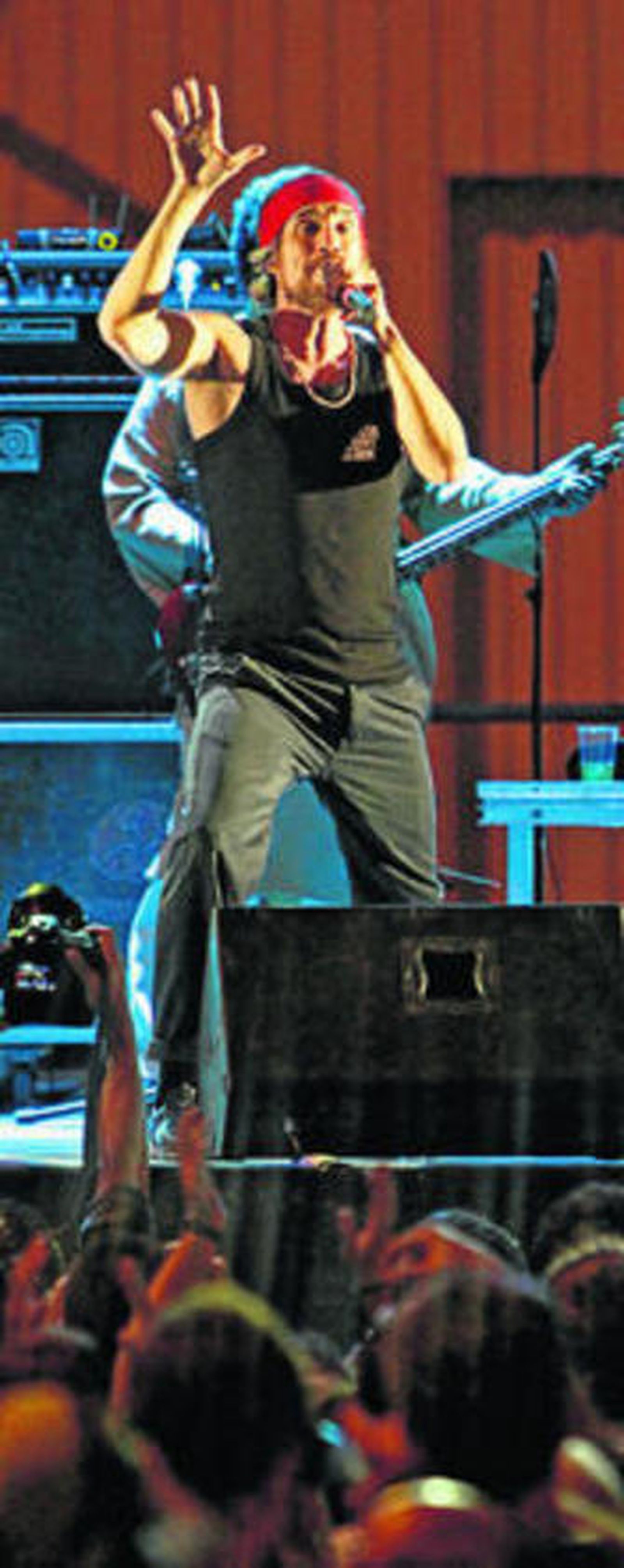 Macaco, actuando ayer en Cádiz.