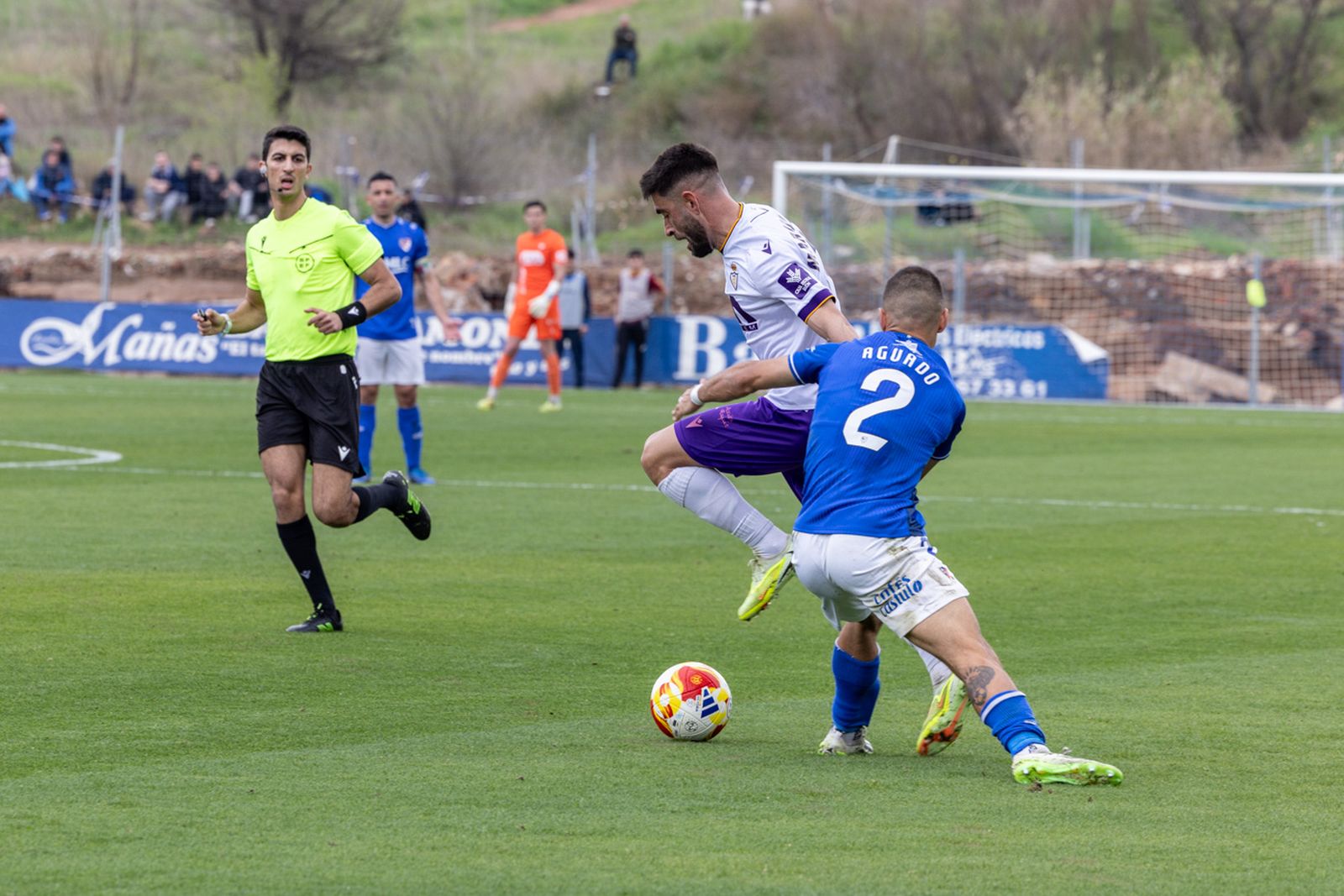 Las mejores imágenes del empate en el derbi entre Linares Deportivo y Real Jaén