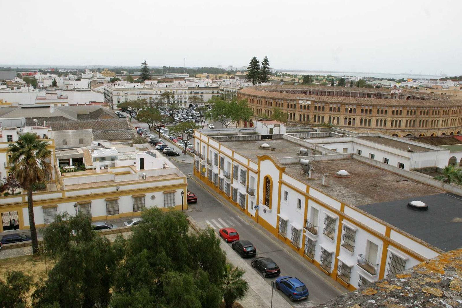 Una perspectiva de la ciudad de El Puerto de Santa María, con la Bahía de Cádiz al fondo.
