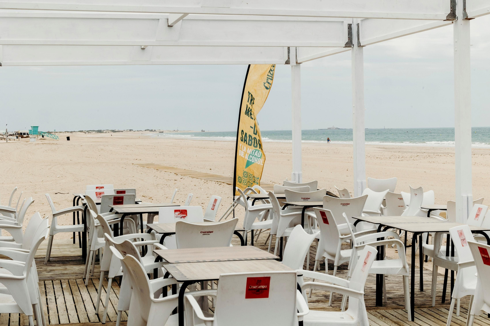 La playa de Camposoto en San Fernando, en imágenes