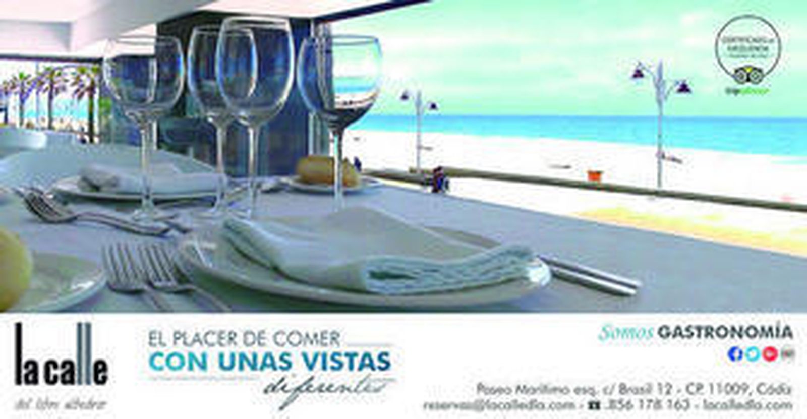 1. Vista del interior del templo. 2. Detalle de la estructura que se ha creado en uno de los laterales del templo a modo de campanario.         3. Imagen del exterior del edificio,  totalmente reformado.