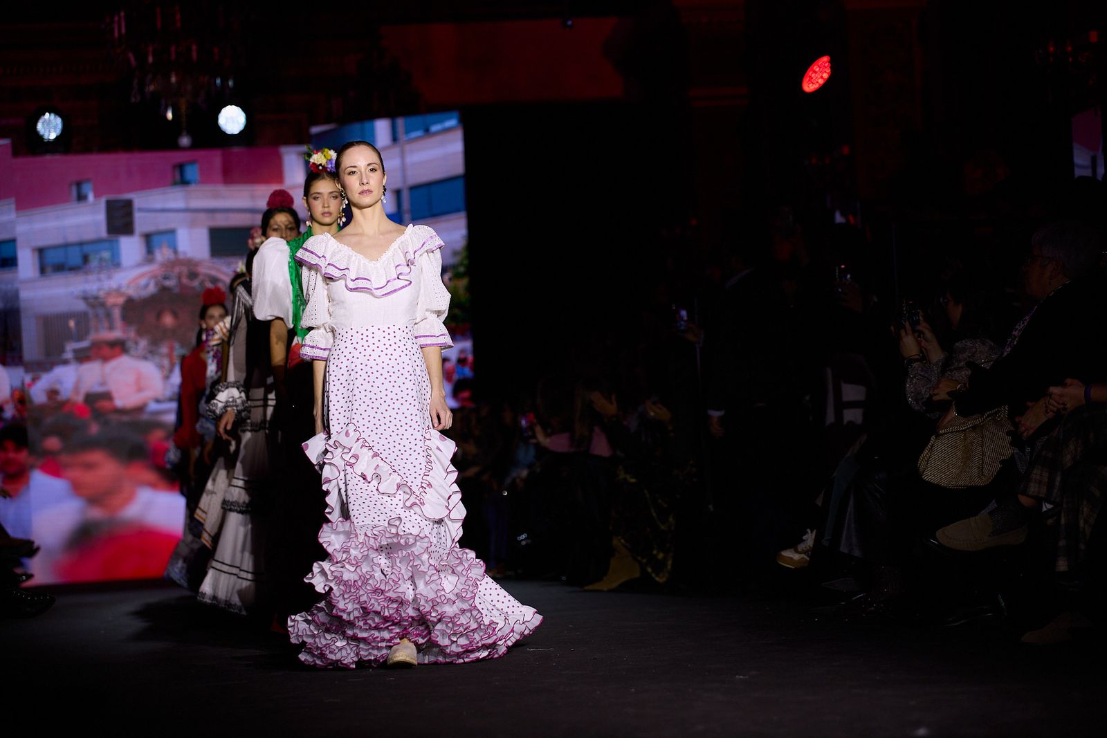 El desfile de Hermandad del Rocio de Sevilla en We Love Flamenco 2026, todas las fotos