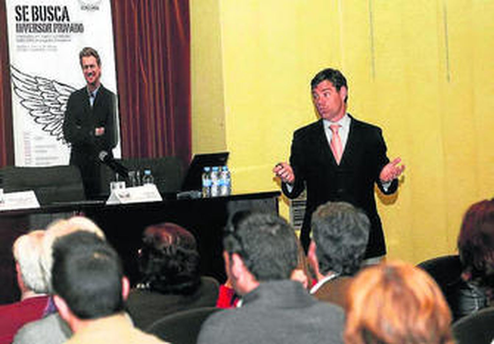 El director-gerente del CEEI Bahía de Cádiz durante su intervención.