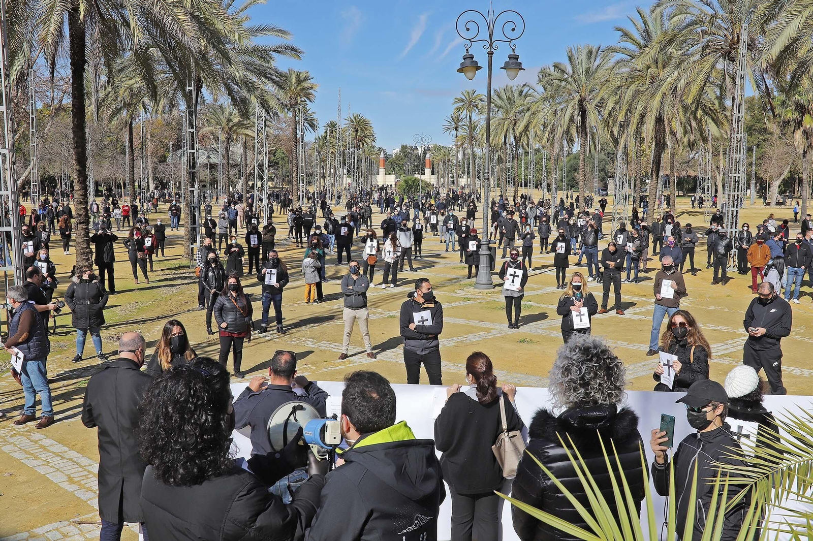 Contentración de los autónomos en el González Hontoria.