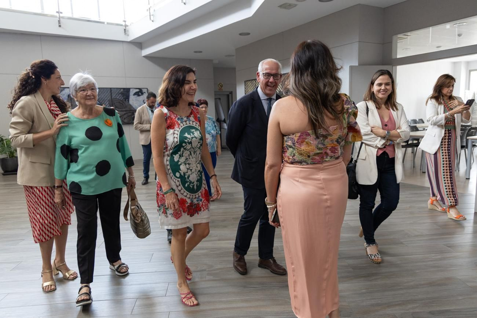 Visita de la consejera a las instalaciones de Aprompsi