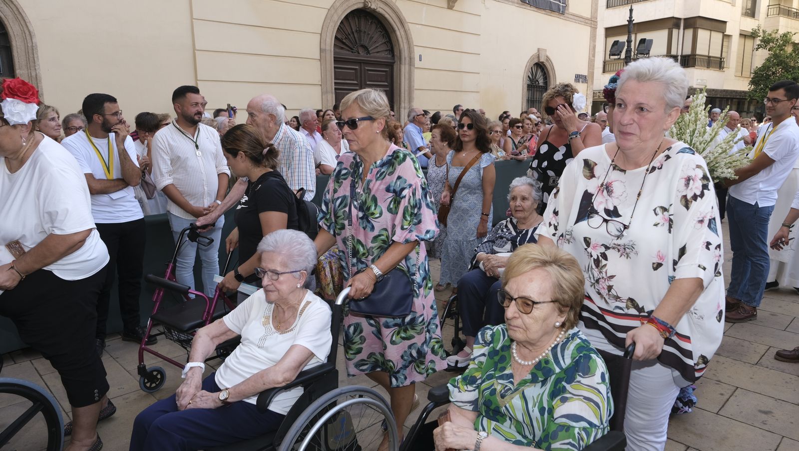 La ofrenda a la Virgen del Mar en imágenes