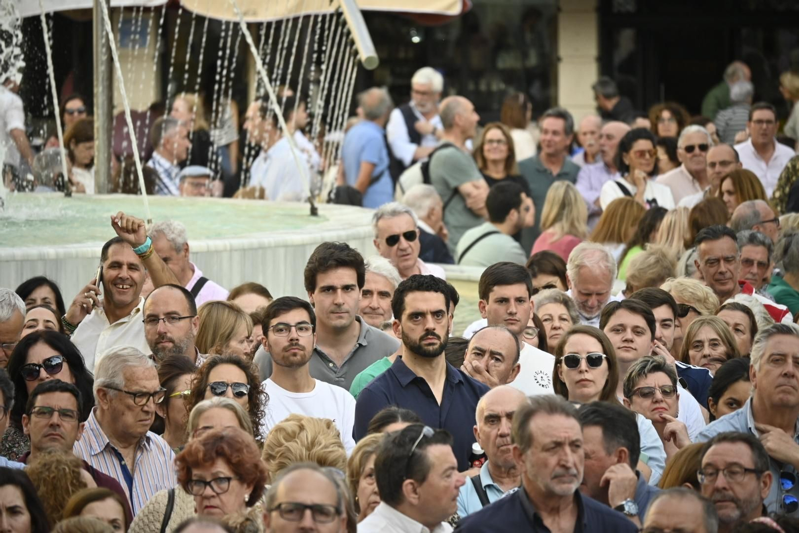 Imágenes de la concentración por las infraestructuras para Huelva