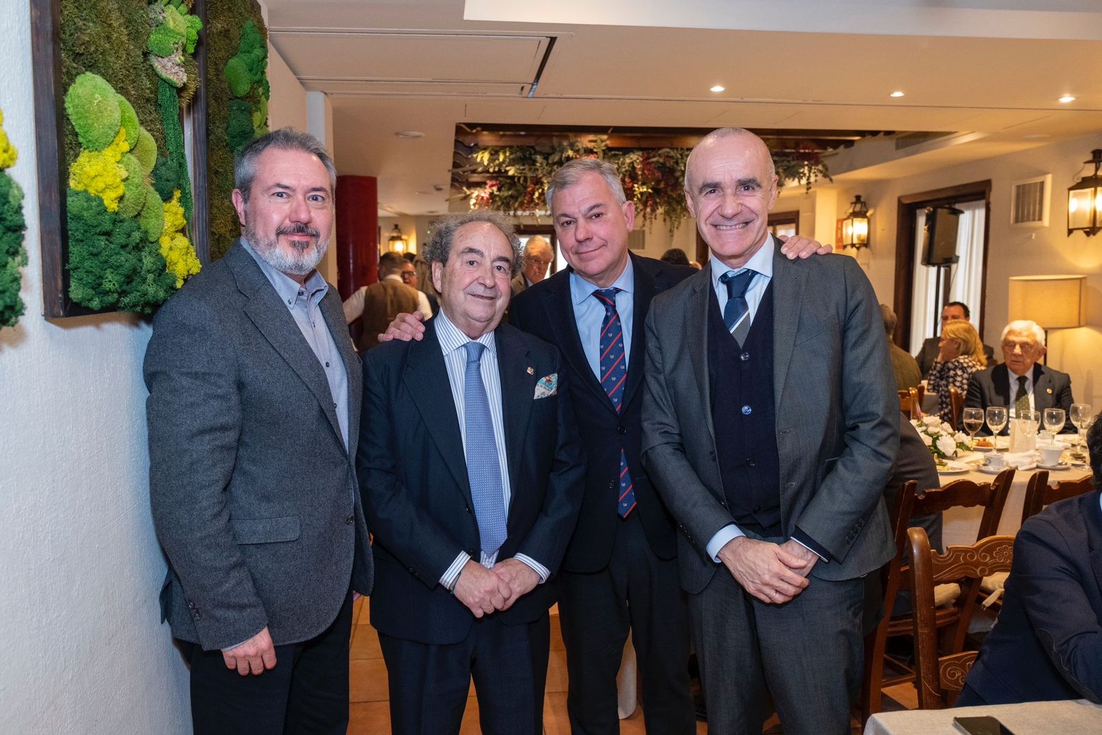 Juan Espadas, José Antonio Fernández Cabrero y Antonio Muñoz.