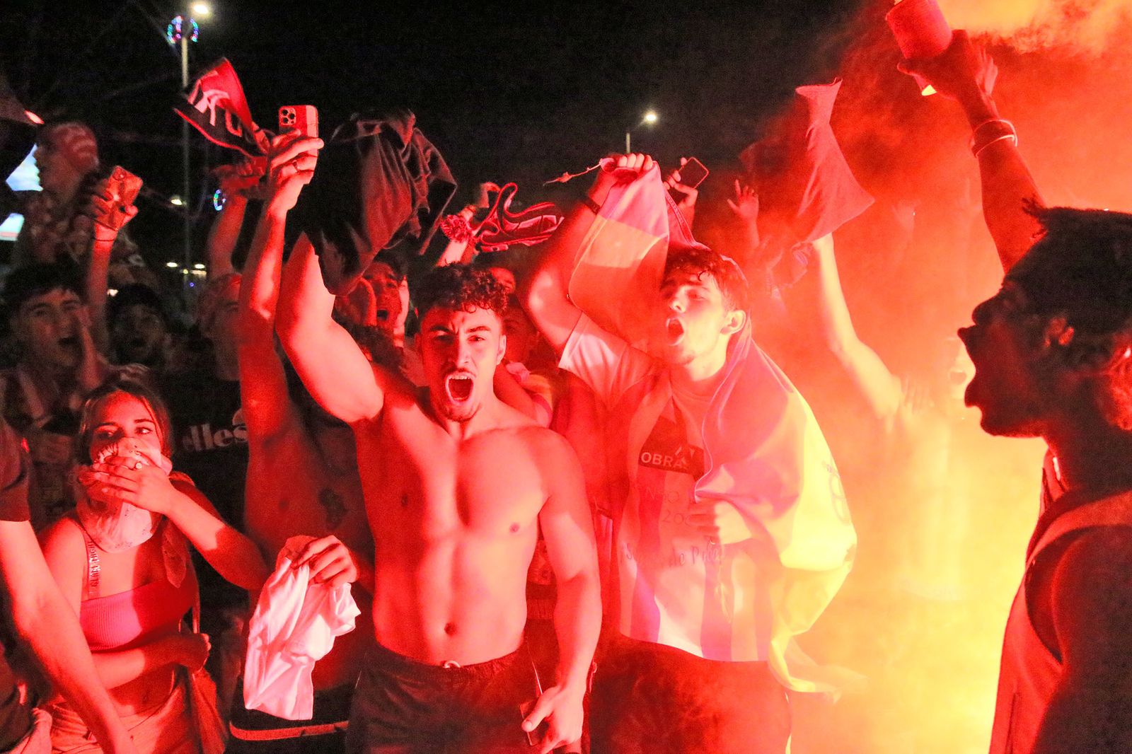 Las imágenes de la celebración del ascenso del Almería en la Plaza de las Velas