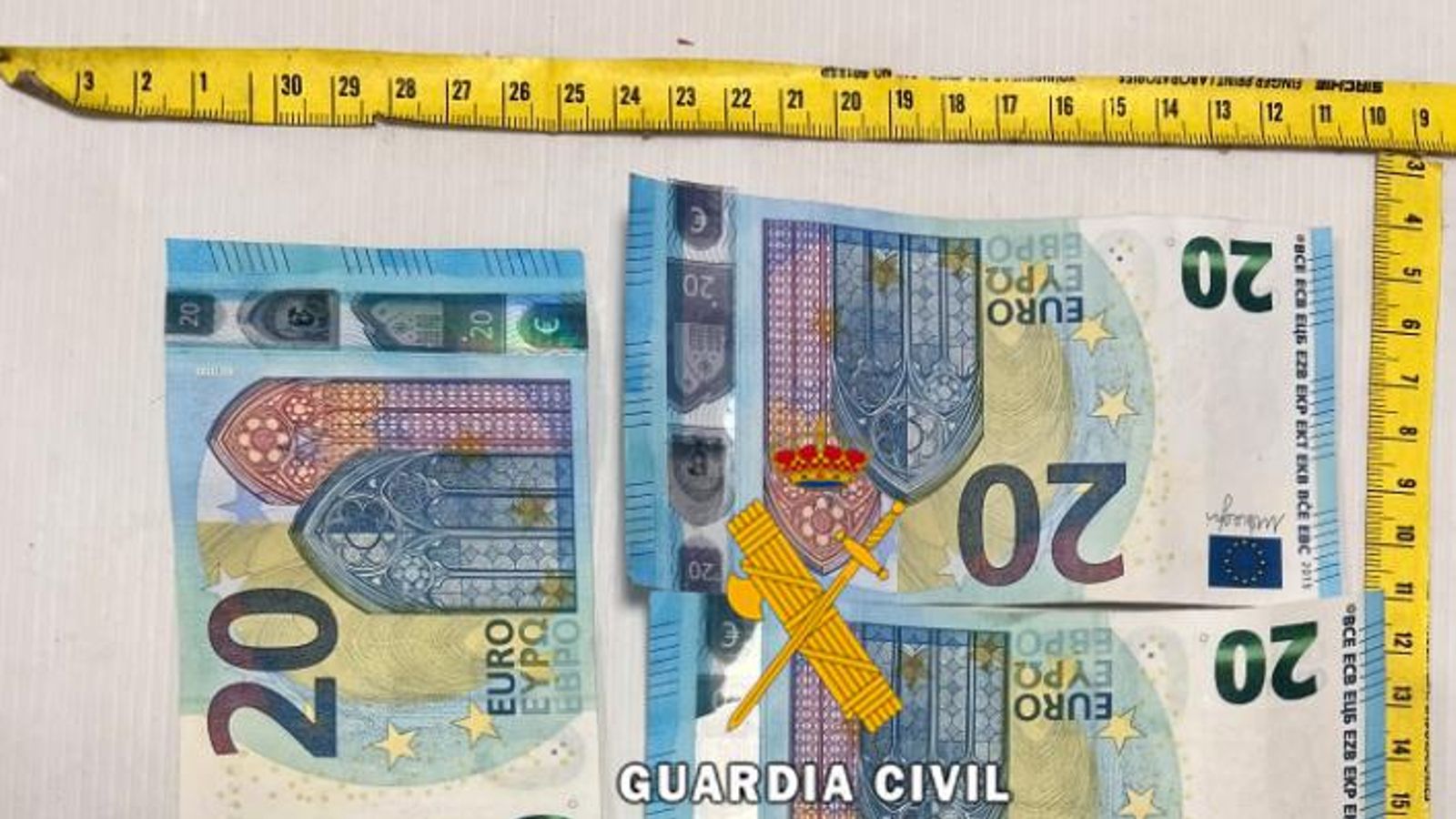 Billetes falsos de 20 euros intevenidos en la operación.