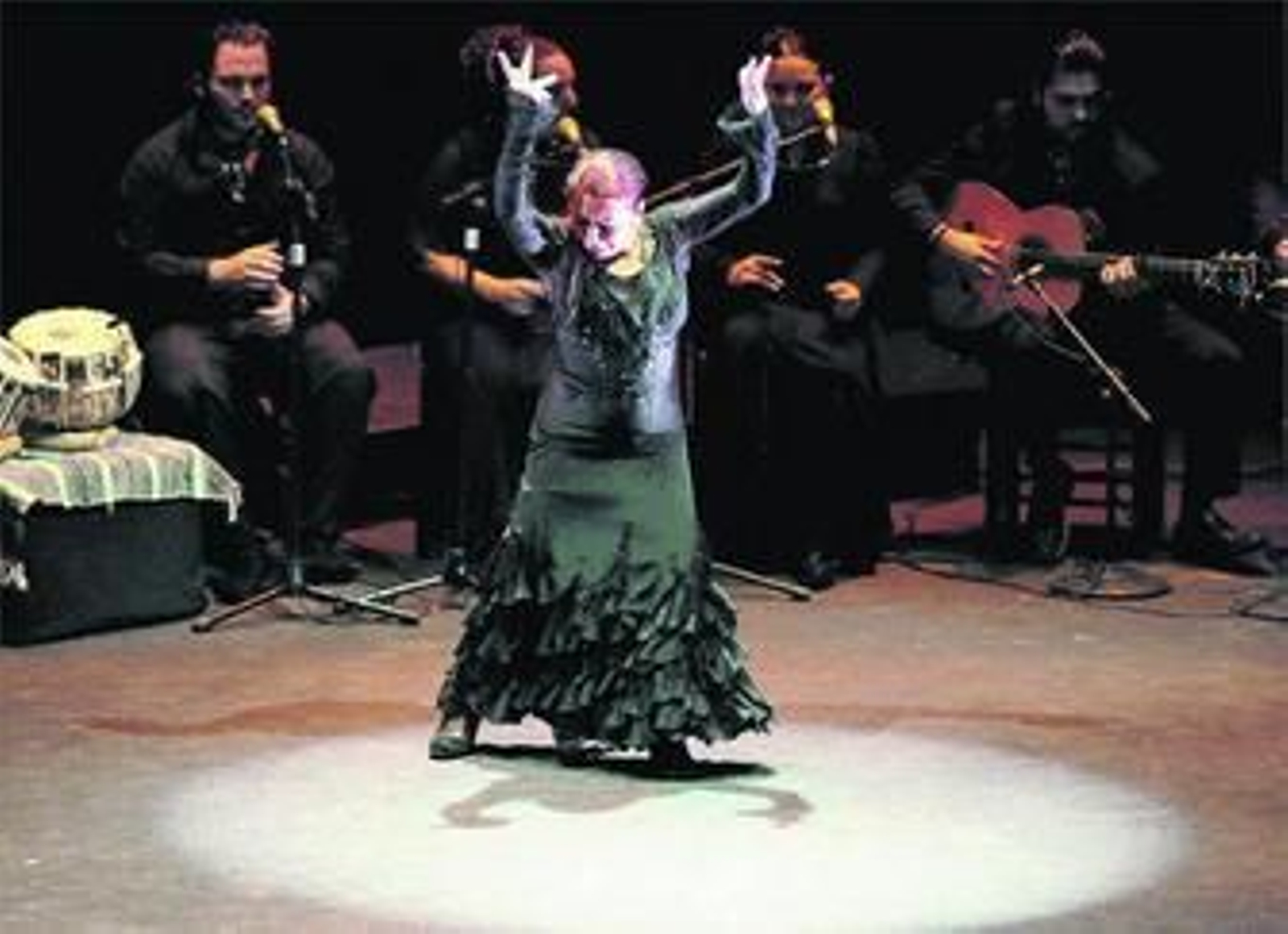 Carmelilla en una de sus aplaudidas actuaciones en el Festival de Jerez.