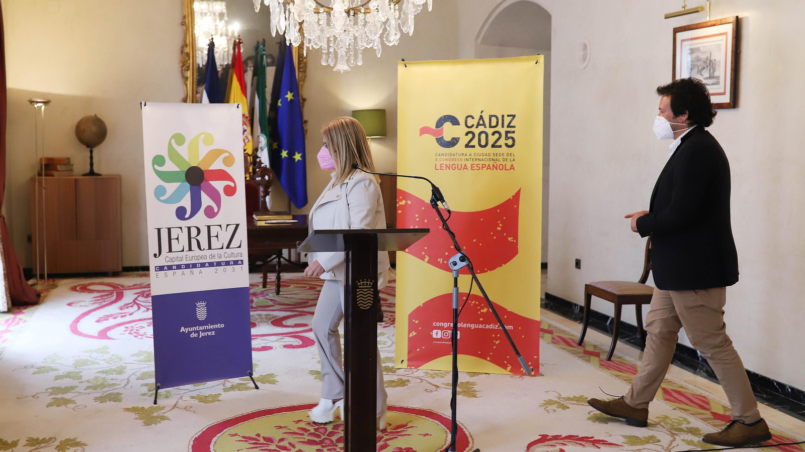 Kichi visita al ayuntamiento de Jerez