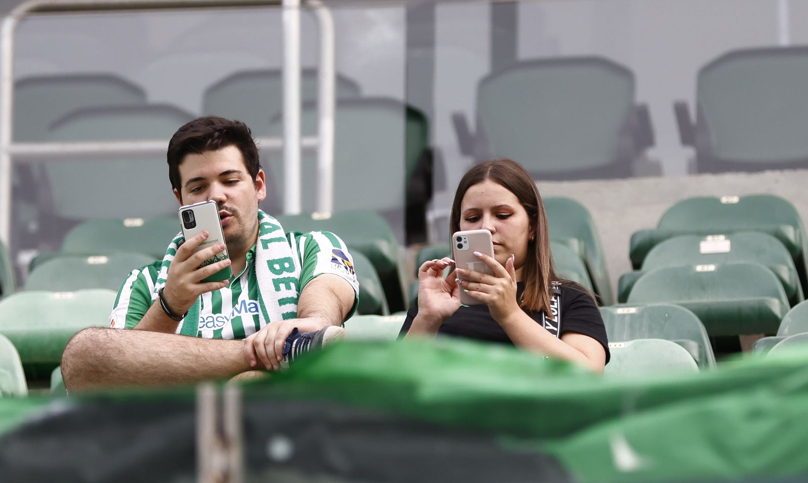 Búscate en las fotos del partido Betis-Villarreal