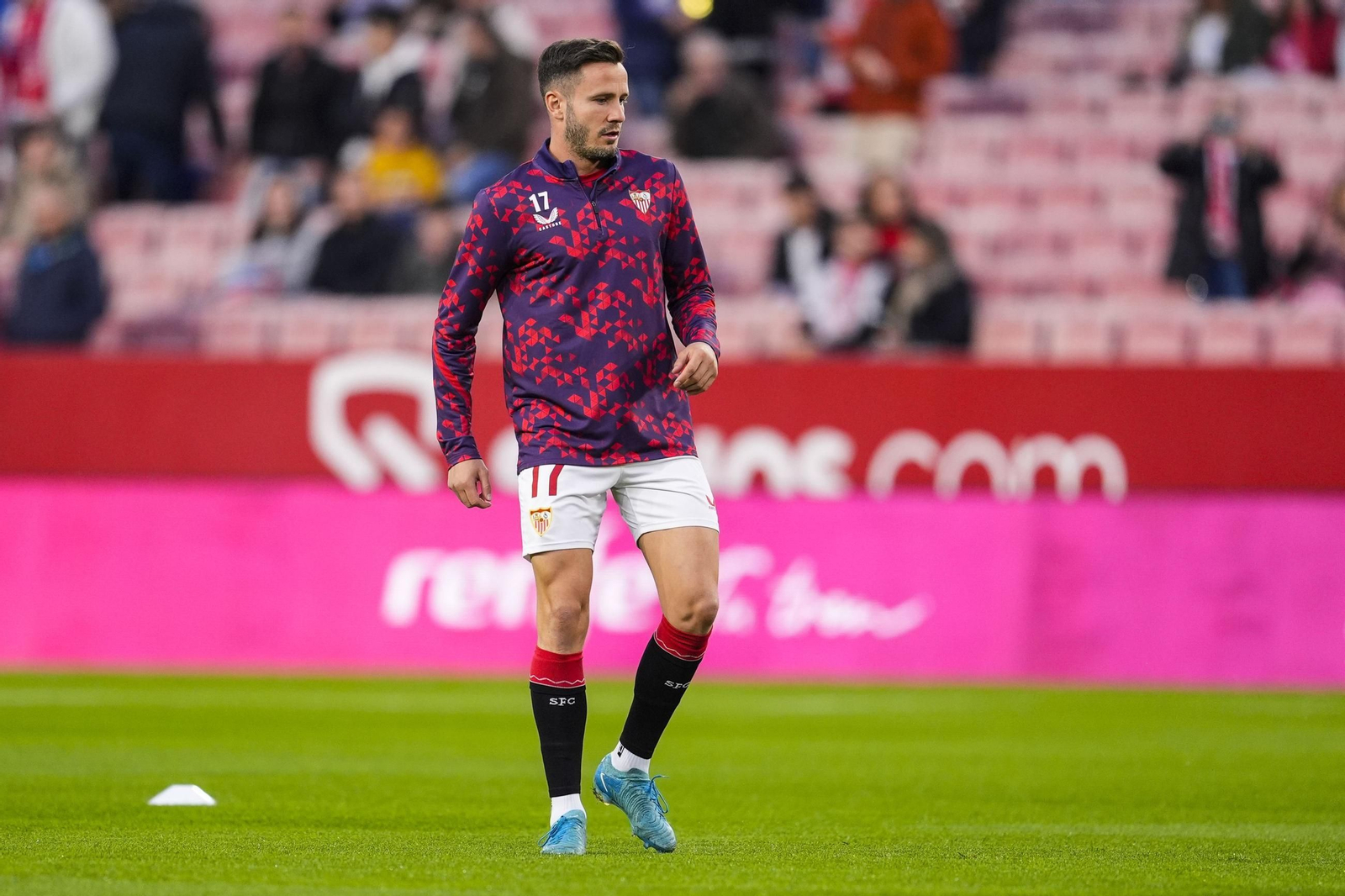 Las fotos del pobrísimo paso de Saúl Ñíguez por el Sevilla