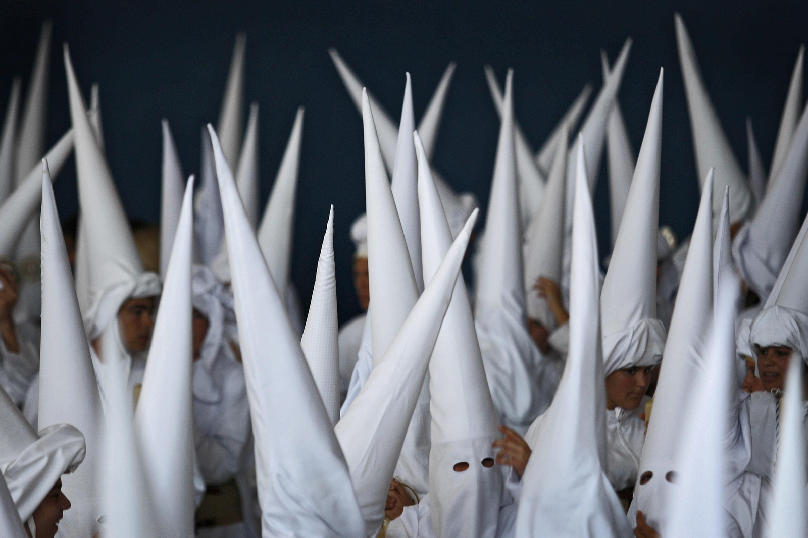 Salida de la hermandad del Despojado