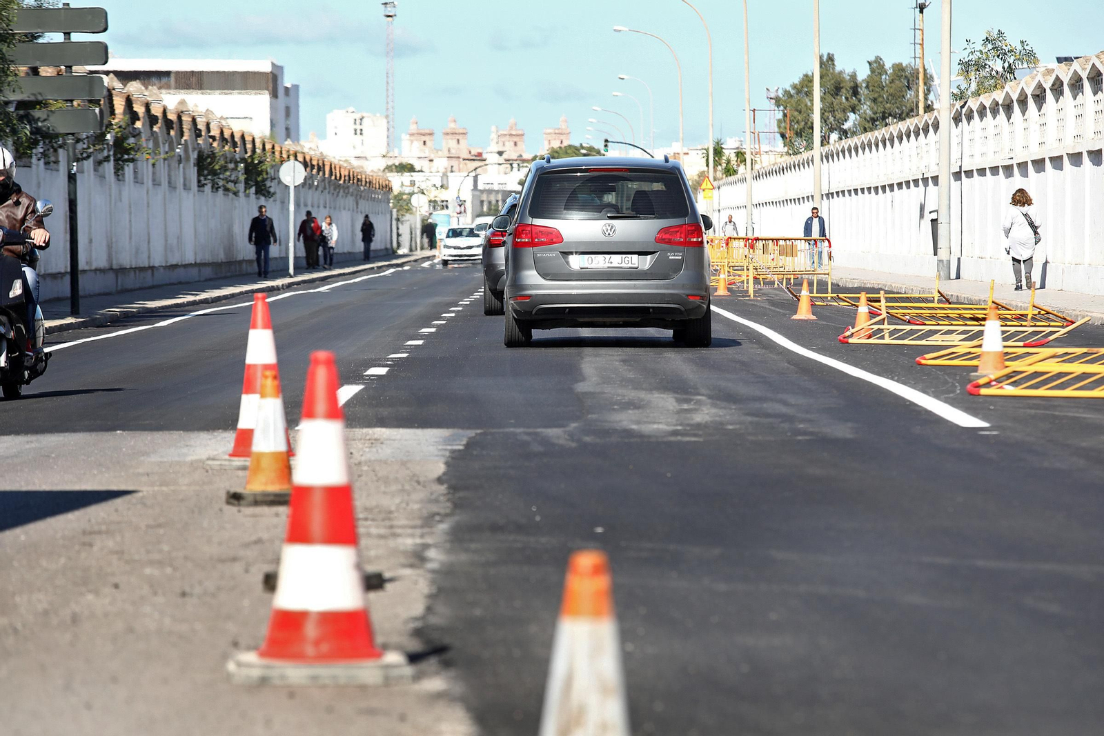 Las obras comenzaron en la avenida de Astilleros hace unos meses.